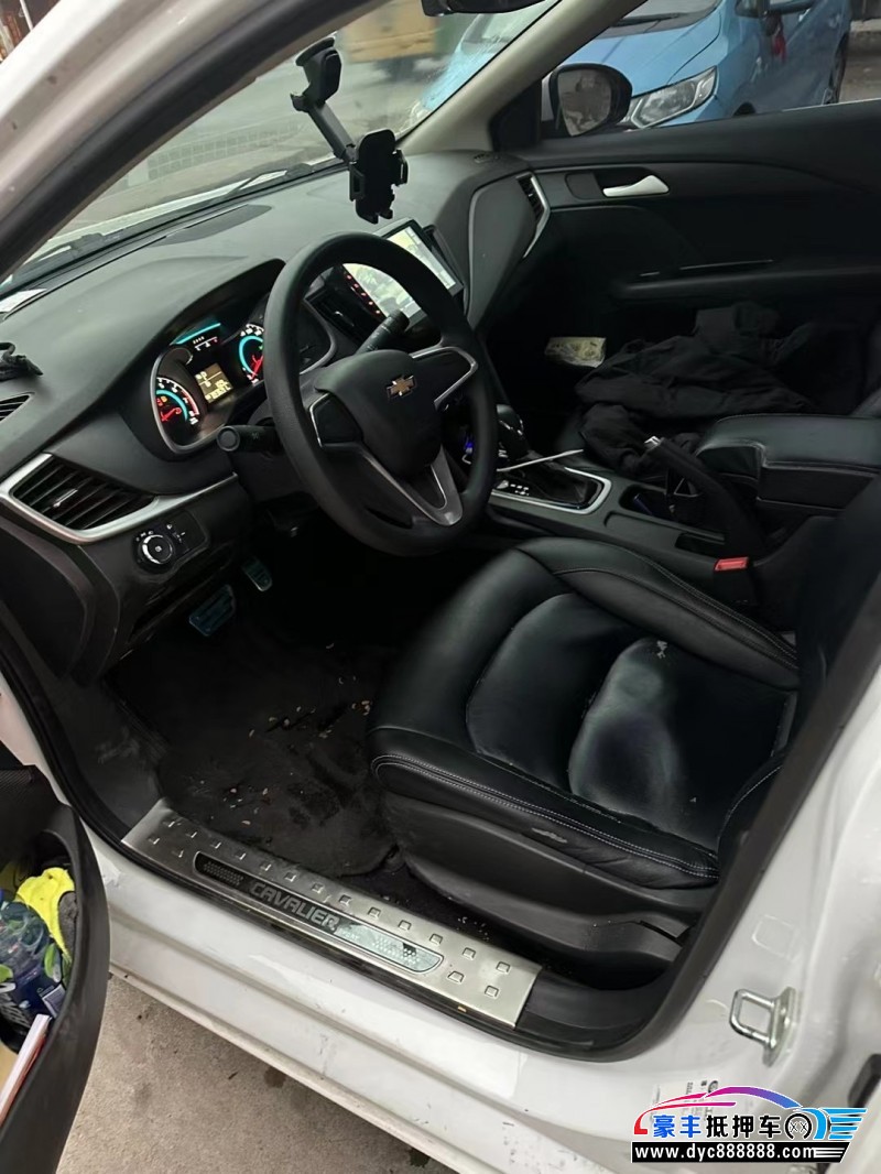 18年雪佛兰科沃兹轿车抵押车出售