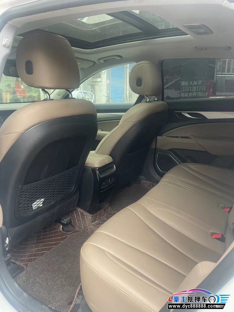 19年吉利博瑞轿车抵押车出售