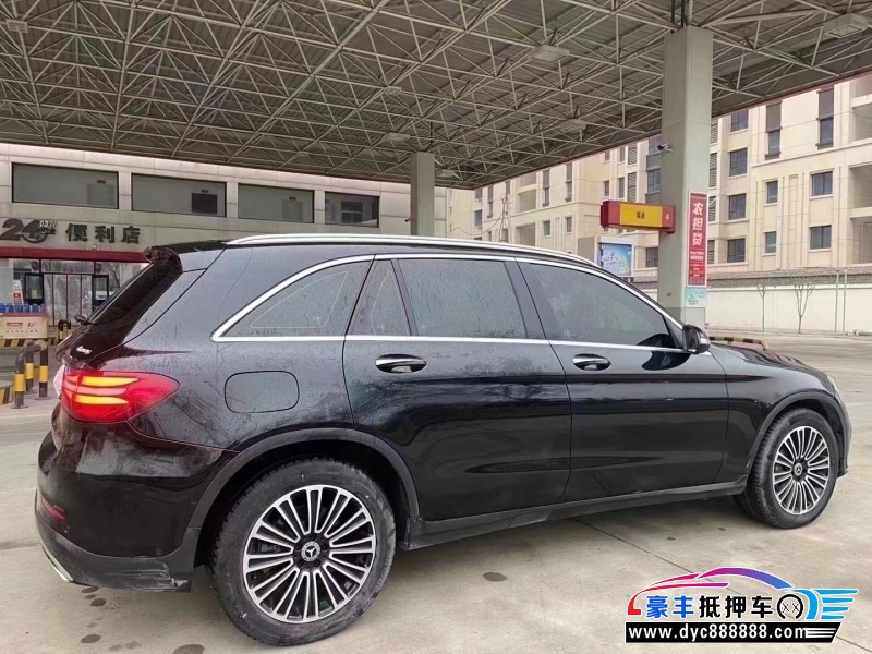 18年奔驰GLC轿车抵押车出售