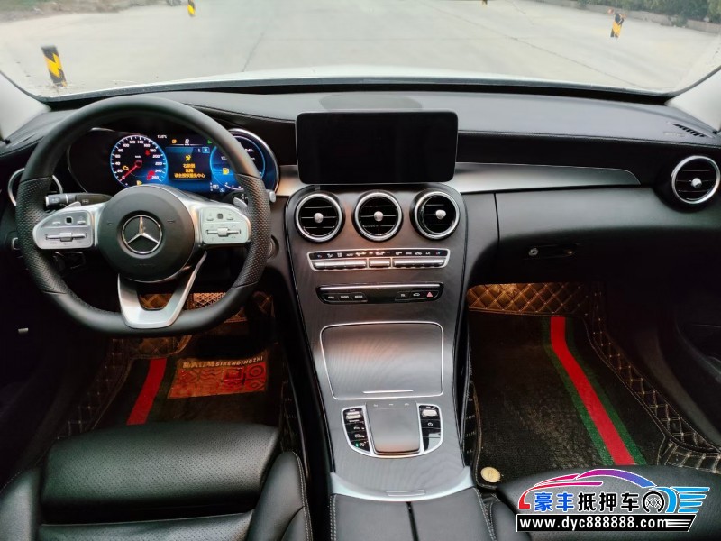 20年奔驰C级轿车抵押车出售