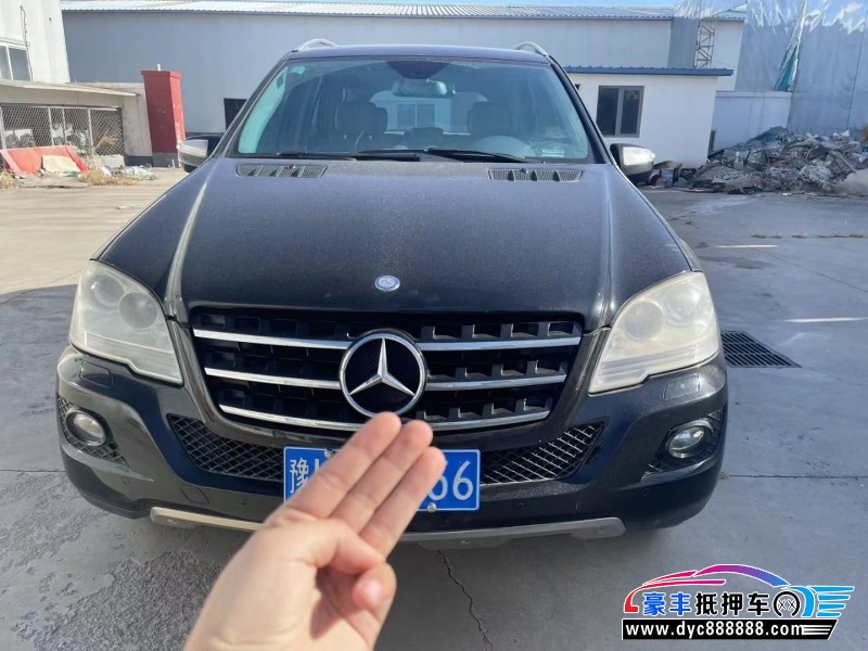 10年奔驰MLSUV抵押车出售