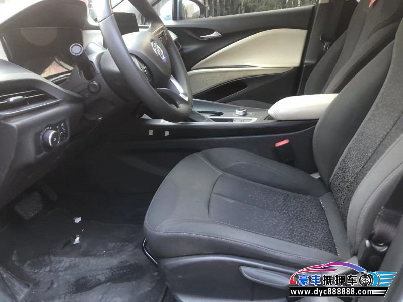 21年别克微蓝轿车抵押车出售