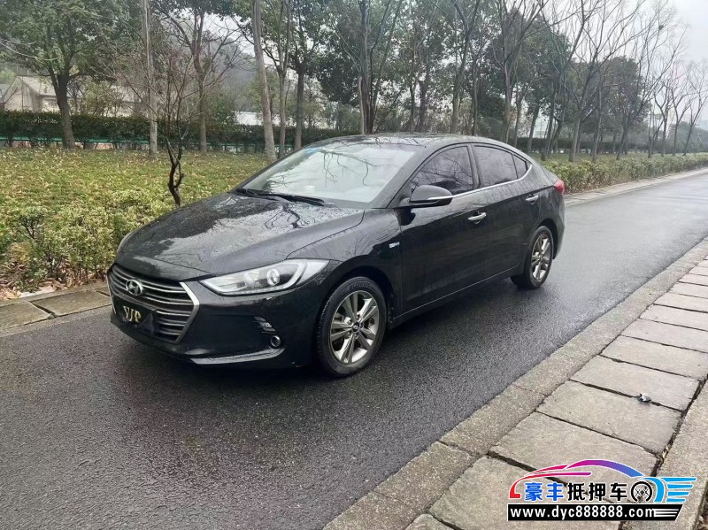 17年现代领动轿车抵押车出售