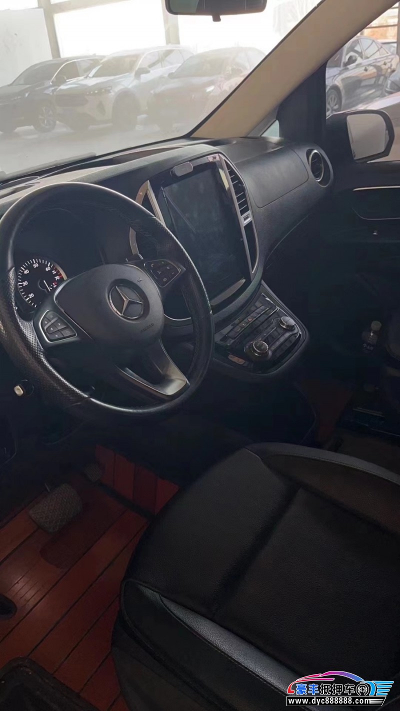 19年奔驰威霆MPV抵押车出售