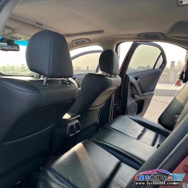 12年本田思铂睿轿车抵押车出售