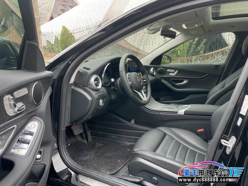 20年奔驰C轿车抵押车出售