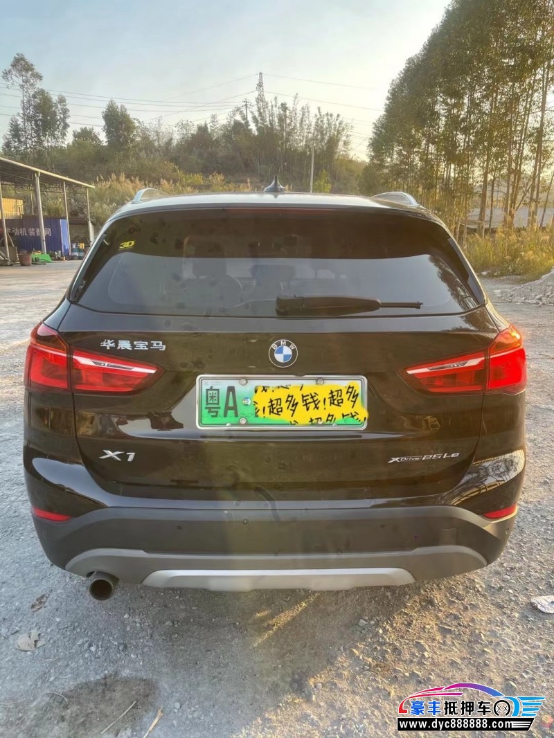 18年宝马X1轿车抵押车出售