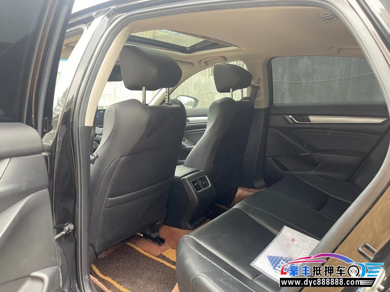 19年本田雅阁轿车抵押车出售