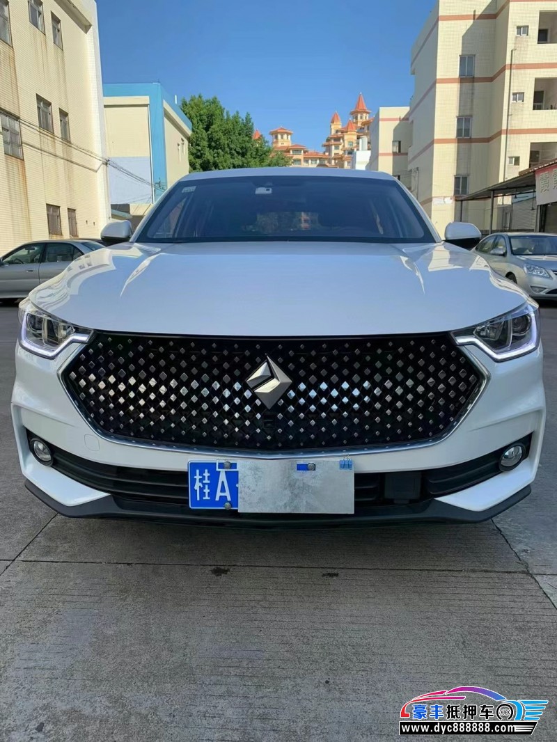 21年宝骏RC6轿车抵押车出售