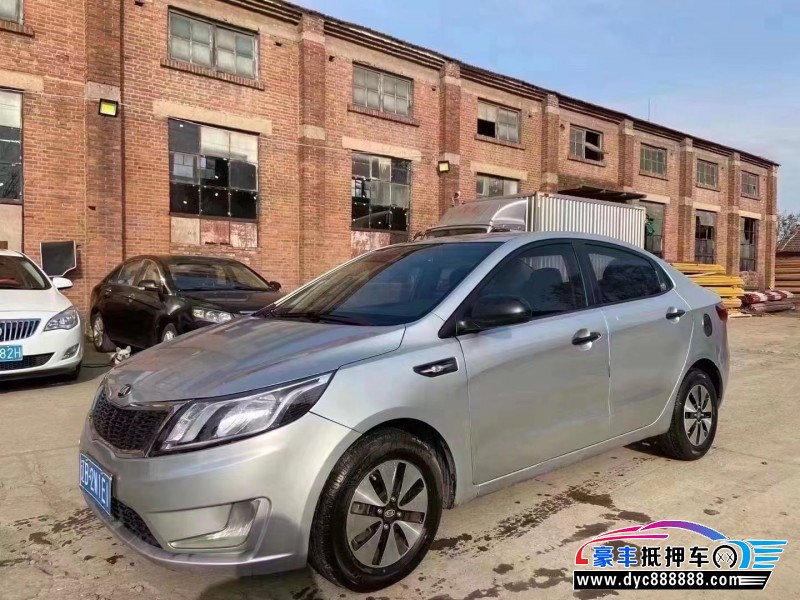 13年起亚K2轿车抵押车出售