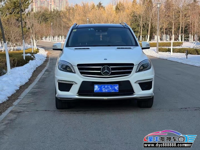 12年奔驰ML轿车抵押车出售