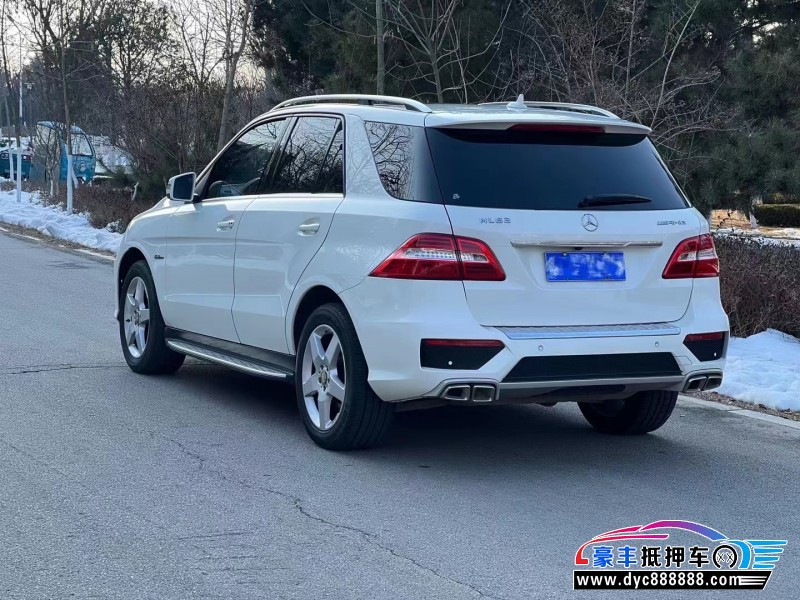 12年奔驰ML轿车抵押车出售