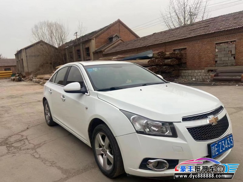 14年雪佛兰科鲁兹轿车抵押车出售