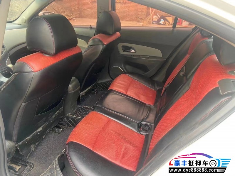 14年雪佛兰科鲁兹轿车抵押车出售