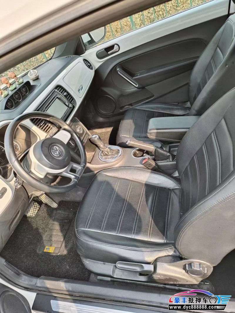 14年大众甲壳虫轿车抵押车出售