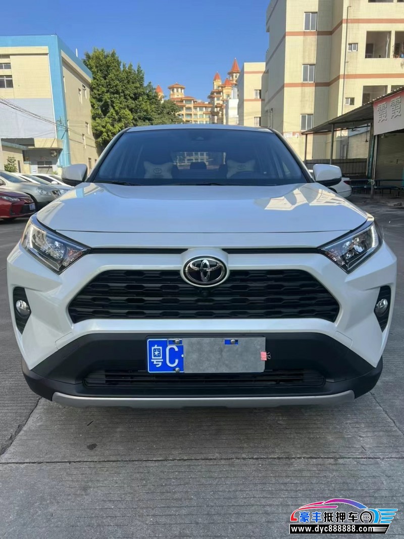 22年丰田RAV4轿车抵押车出售