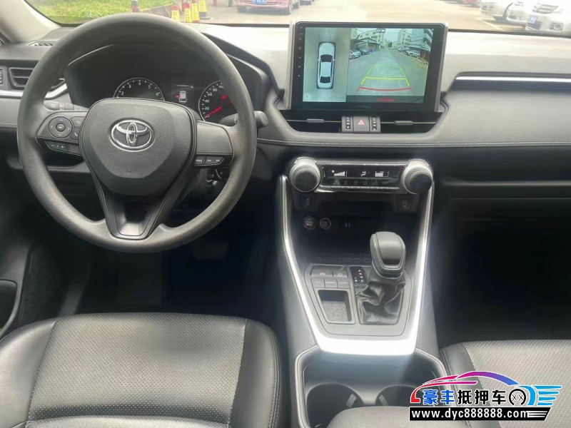 22年丰田威兰达轿车抵押车出售