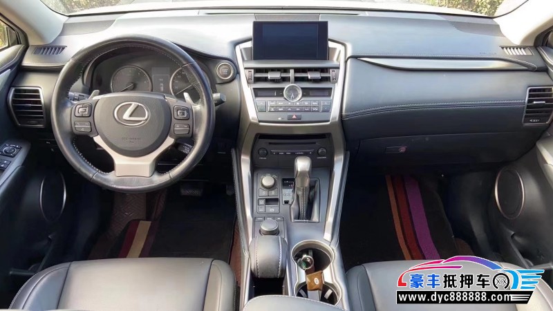 15年雷克萨斯NX轿车抵押车出售