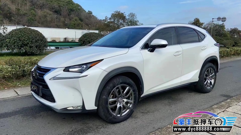 15年雷克萨斯NX轿车抵押车出售