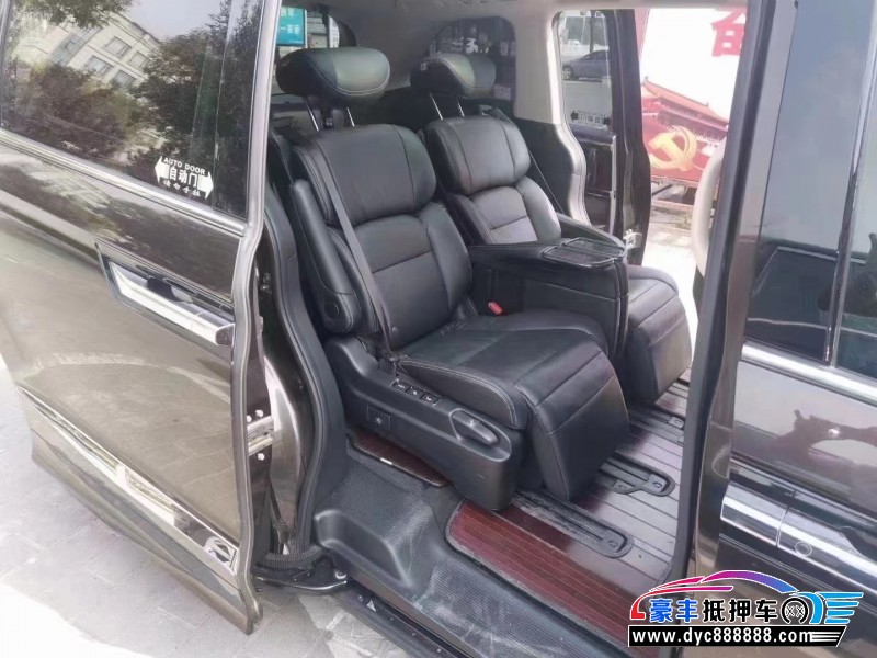 17年本田艾力绅轿车抵押车出售