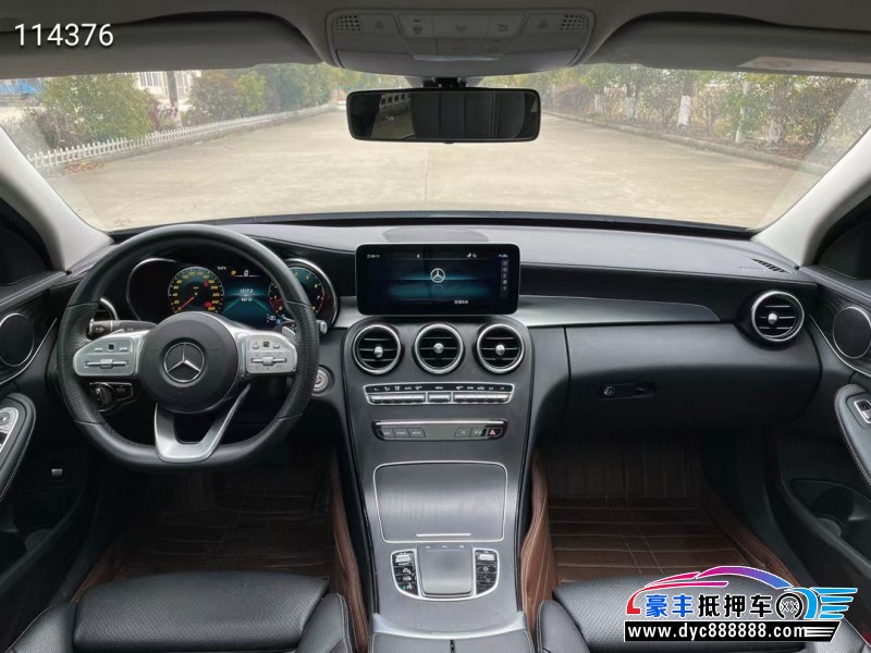 20年奔驰C轿车抵押车出售