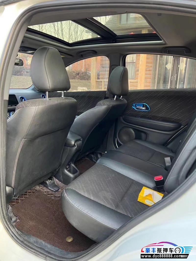 17年本田XRV轿车抵押车出售