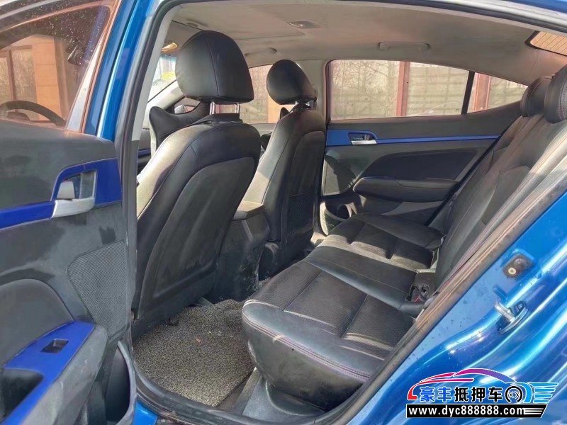 17年现代领动轿车抵押车出售