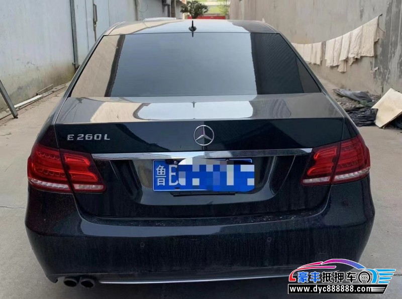 14年奔驰E轿车抵押车出售