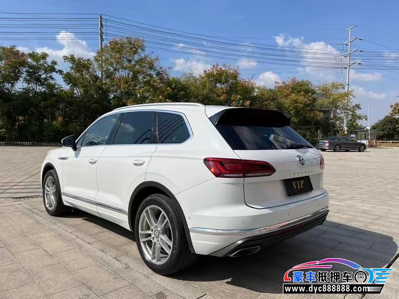 20年大众途锐轿车抵押车出售