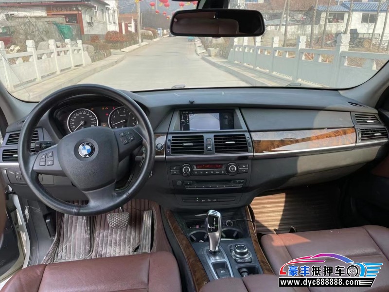 13年宝马X5SUV抵押车出售