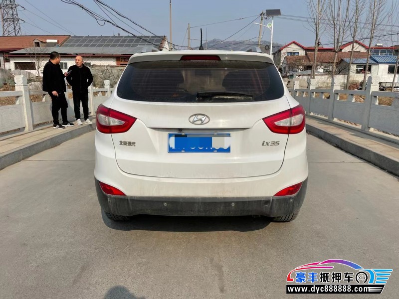 15年现代ix35轿车抵押车出售