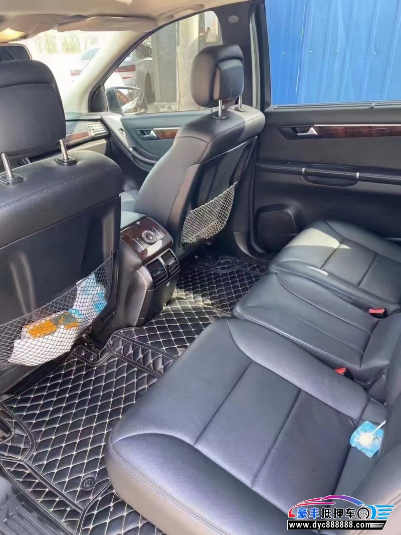 12年奔驰R轿车抵押车出售