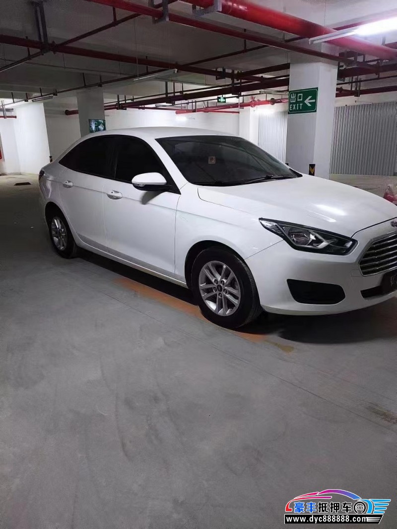 19年福特福睿斯轿车抵押车出售