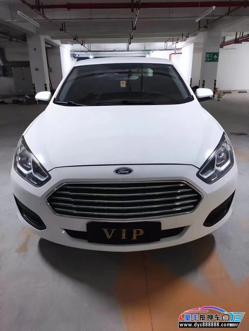 19年福特福睿斯轿车抵押车出售