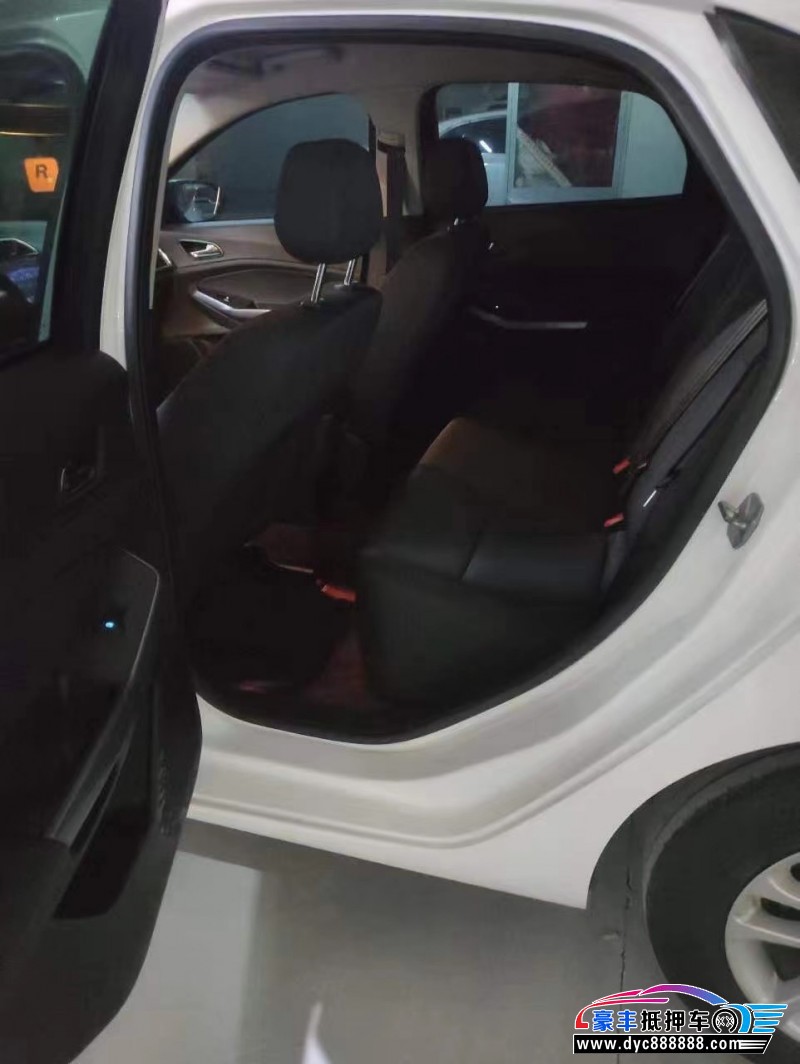 19年福特福睿斯轿车抵押车出售