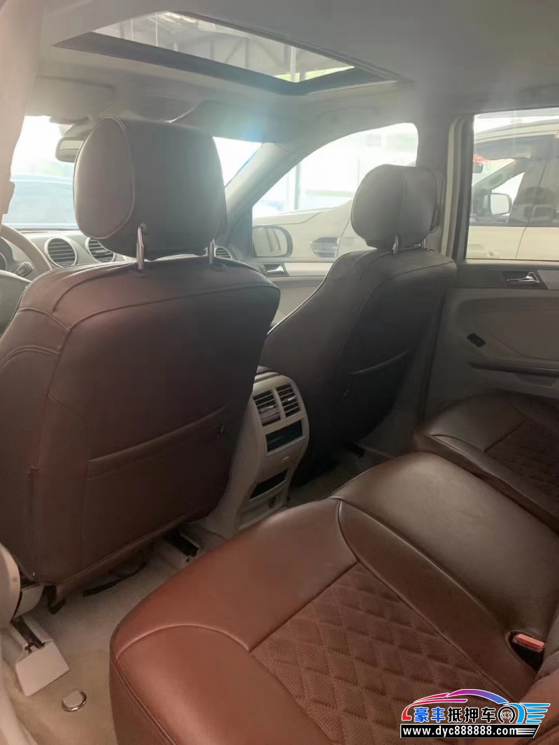 08年奔驰ML轿车抵押车出售