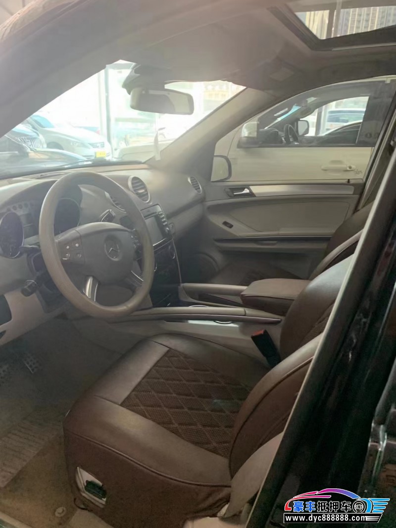 08年奔驰ML轿车抵押车出售