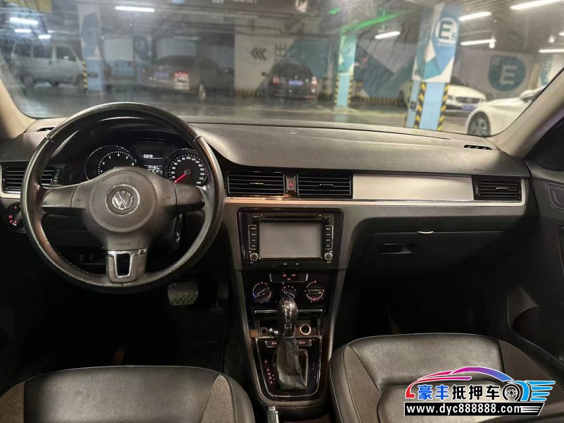 15年大众宝来轿车抵押车出售