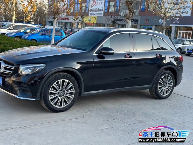 17年奔驰GLC轿车抵押车出售