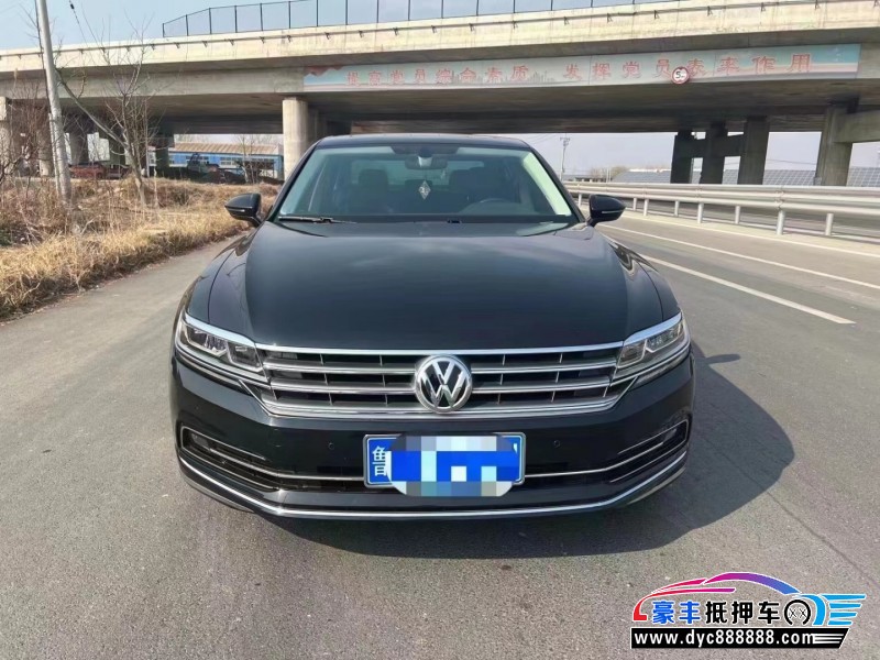 18年大众辉昂轿车抵押车出售