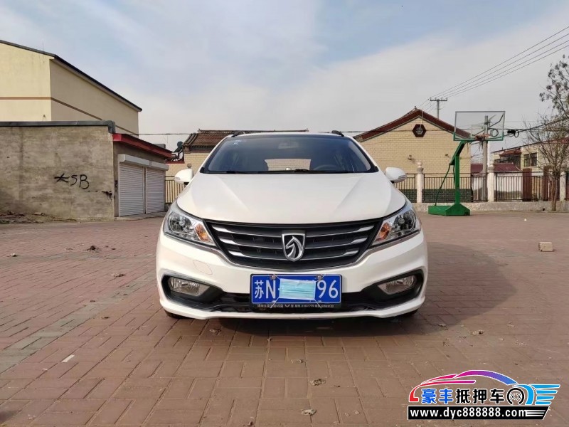 16年宝骏310SUV抵押车出售