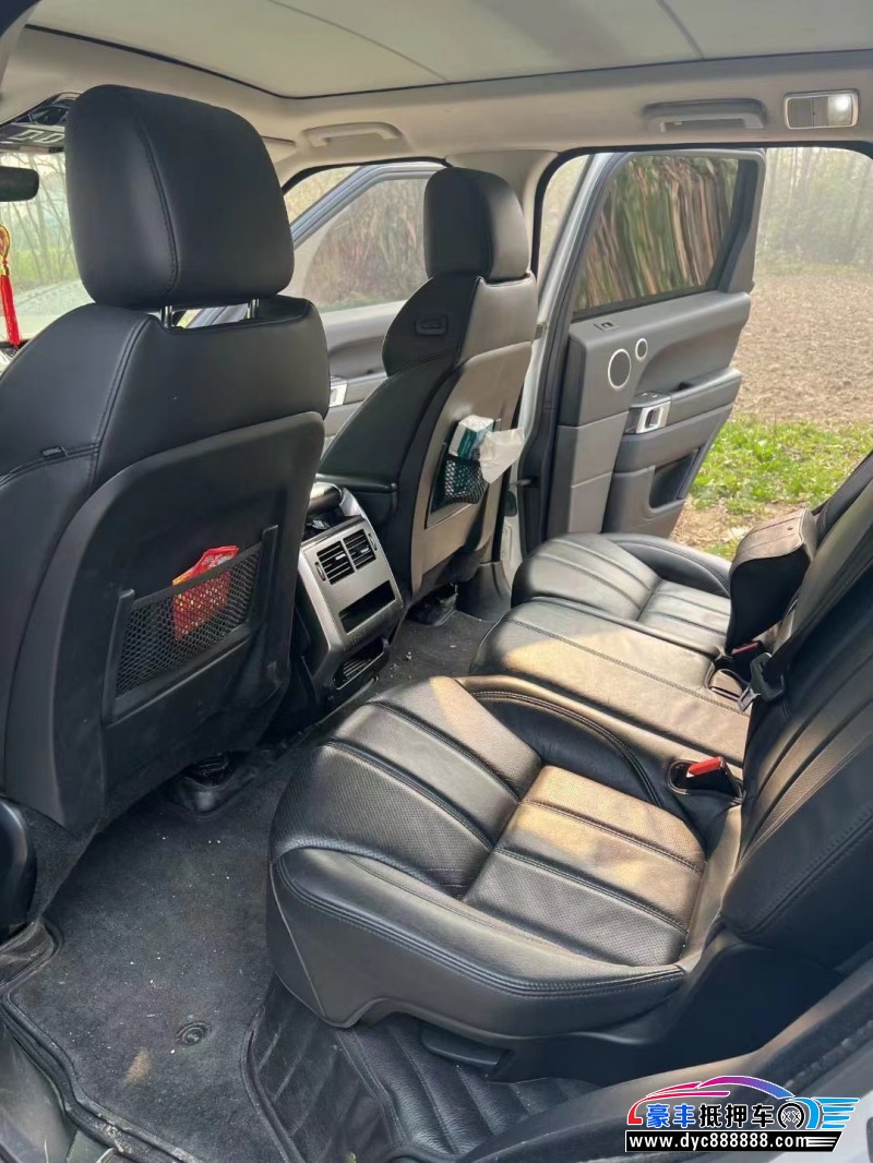 17年路虎揽胜运动轿车抵押车出售