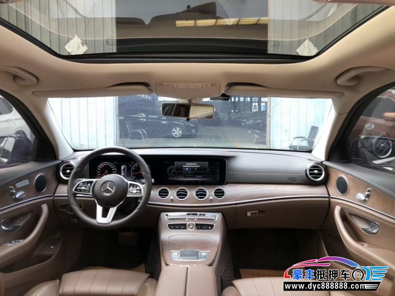 19年奔驰E轿车抵押车出售