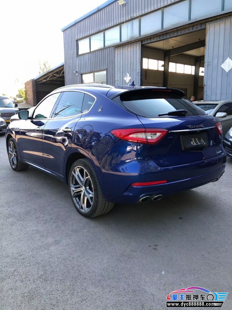 17年玛莎拉蒂莱万特轿车抵押车出售