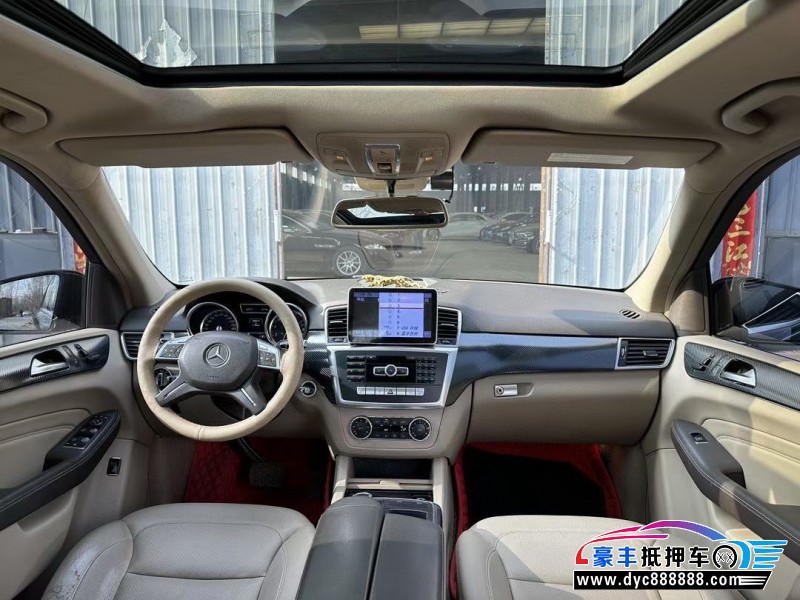 13年奔驰ML轿车抵押车出售