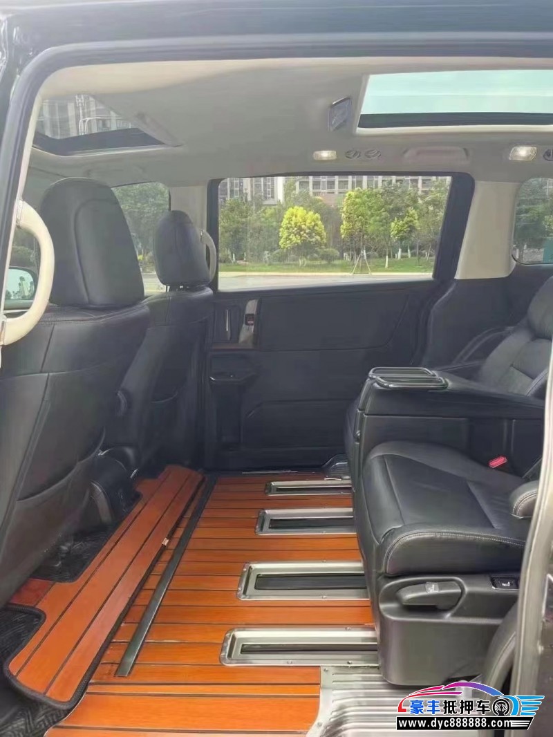 18年本田艾力绅轿车抵押车出售