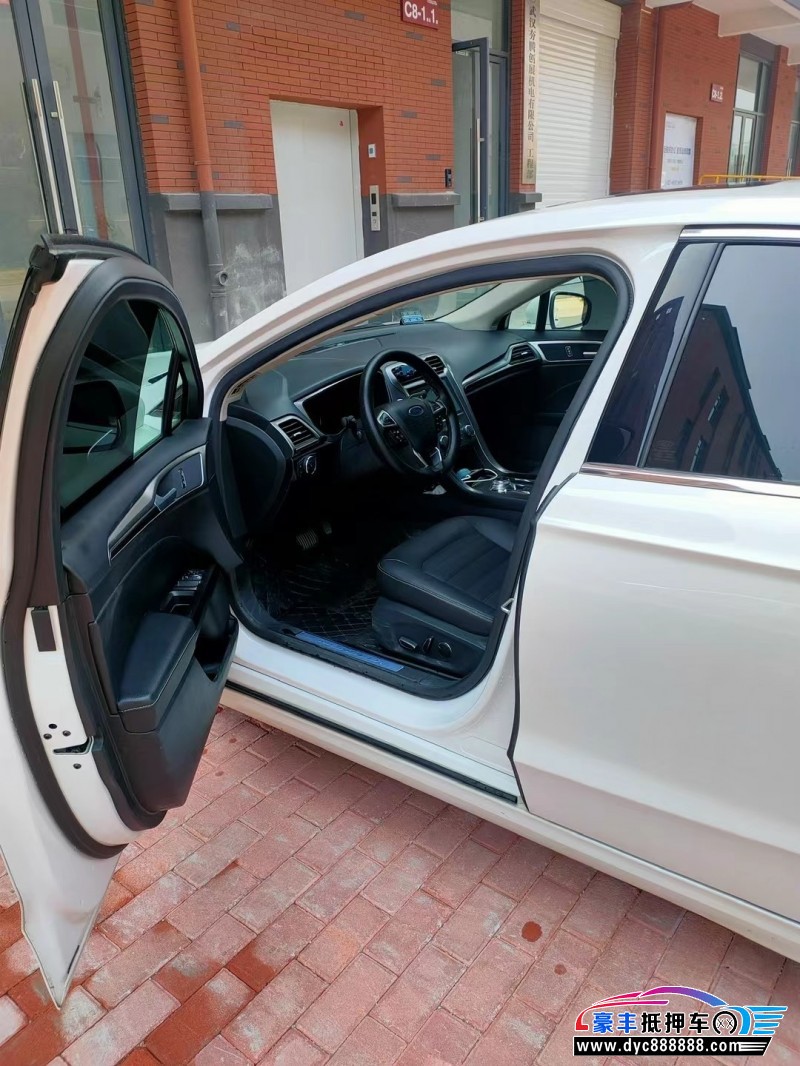 20年福特蒙迪欧轿车抵押车出售