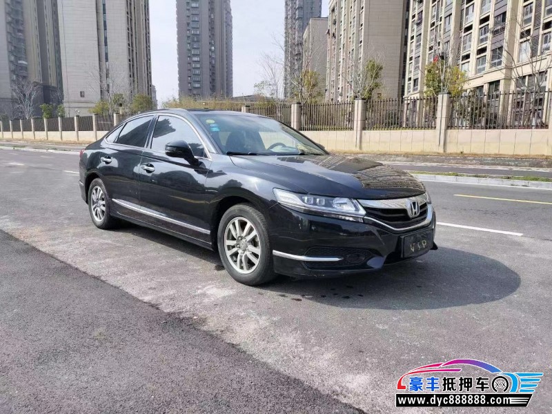 17年本田思铂睿轿车抵押车出售