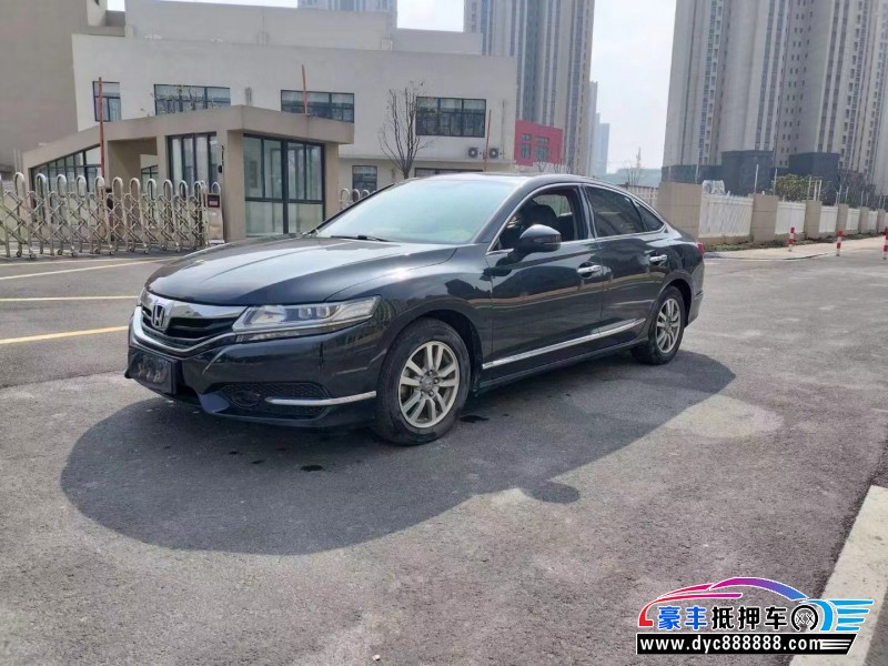 17年本田思铂睿轿车抵押车出售