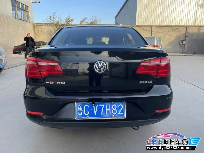 13年大众宝来轿车抵押车出售
